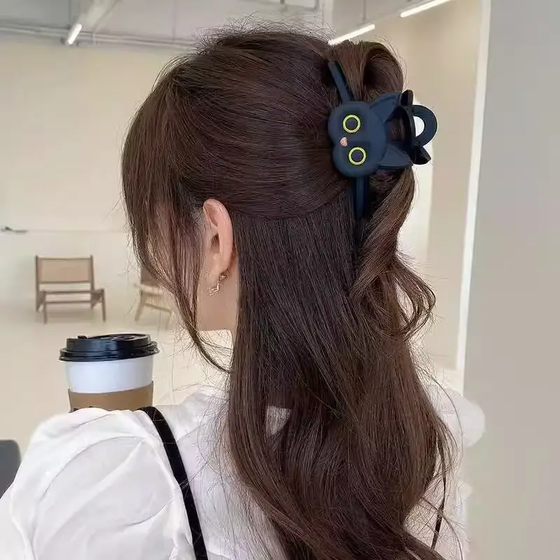 Cat Style Hair Bun for Hair Roots 2026 Large Shark Hair Clip for Back of Head Bangs Hairpin Wholesale Hair Clips for Loose Hair — feature 9