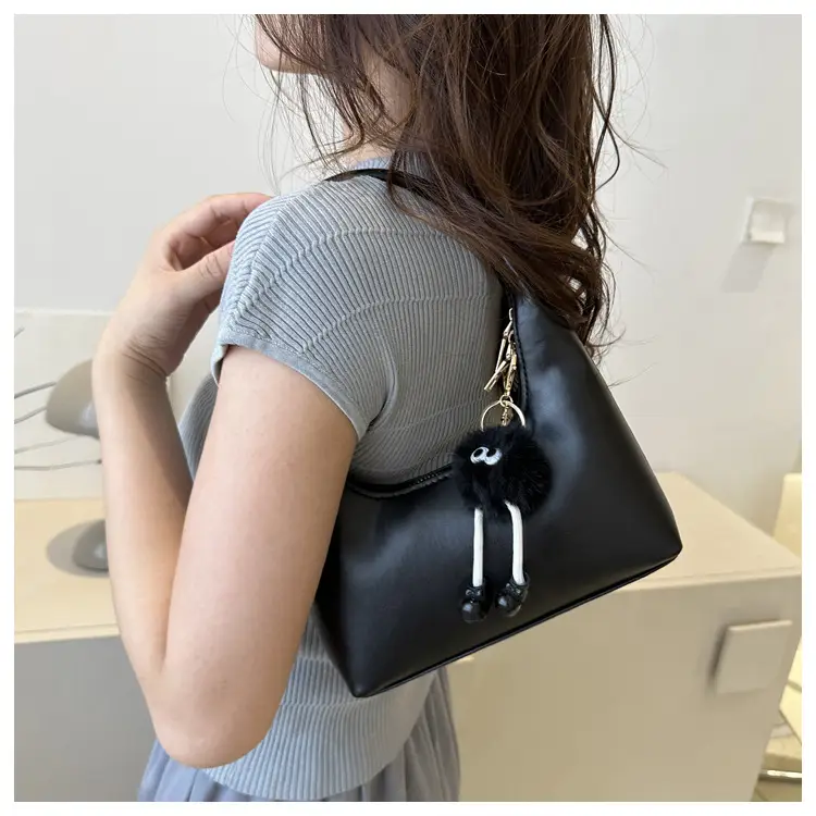 Women's Beige Leather Shoulder Bag 2023 Summer Korean Style — feature 15
