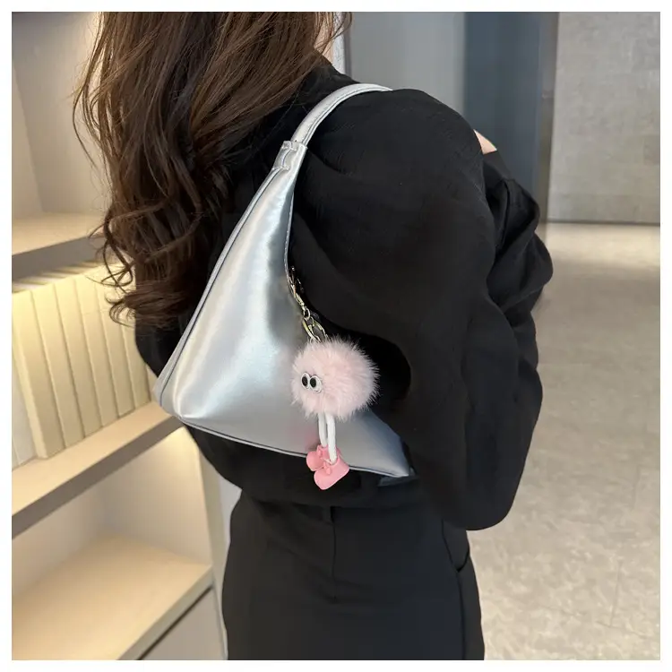 Women's Beige Leather Shoulder Bag 2023 Summer Korean Style — feature 20