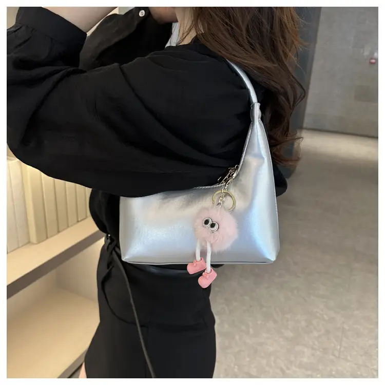 Women's Beige Leather Shoulder Bag 2023 Summer Korean Style — feature 22