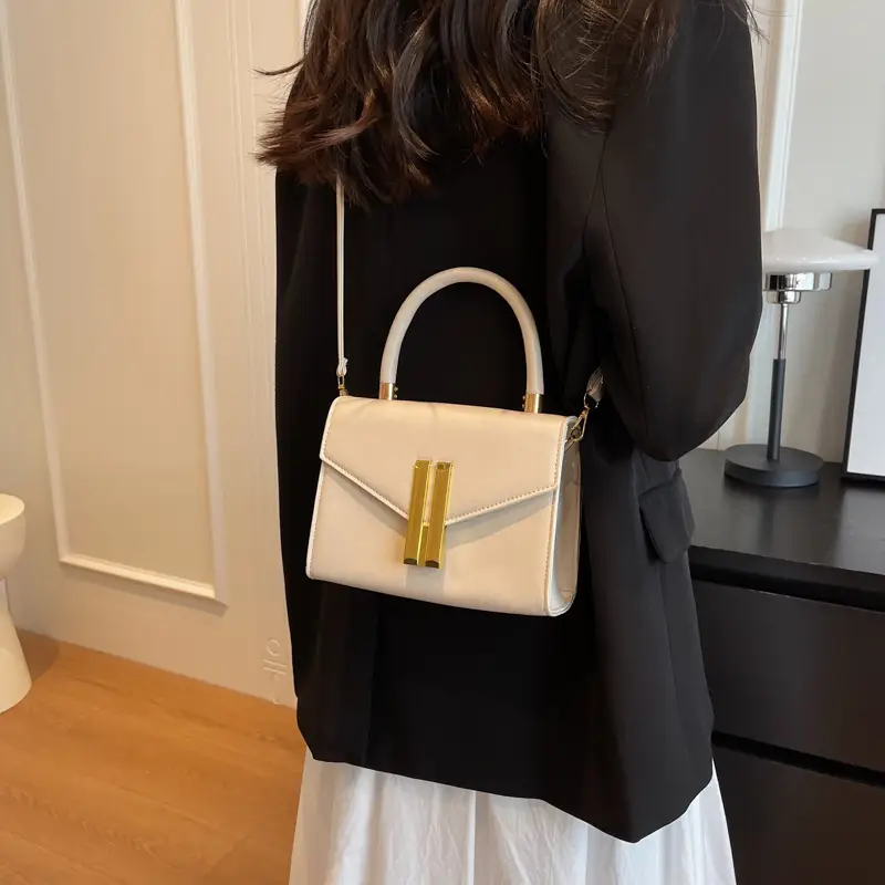 Green Textured Square Handbag for Women 2023 - Image 7