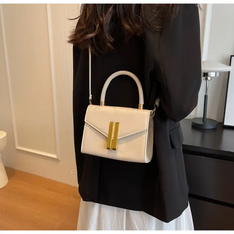 Green Textured Square Handbag for Women 2023 — feature 9
