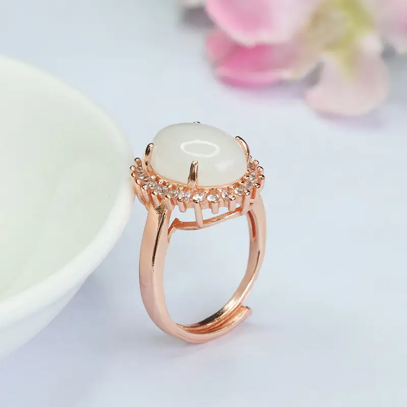 Guan Yu Hetian Jade Ring White Rose Gold - Image 5