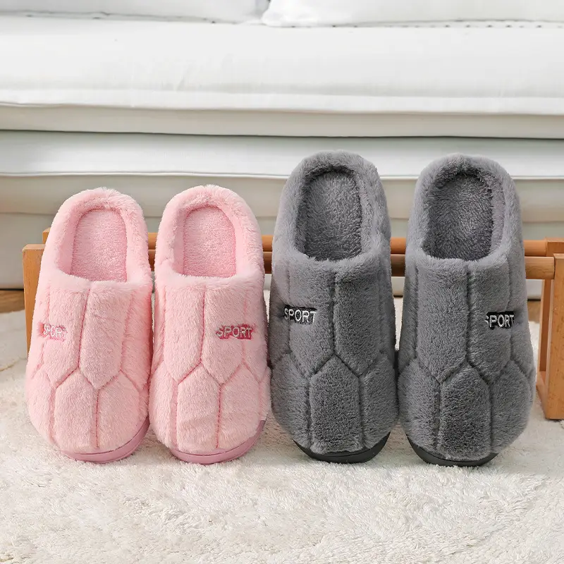 Manufacturer Cotton Slippers Wholesale Winter Women's Home New Warm Confinement Shoes Cotton Slippers Couple Non-Slip Slippers for Men