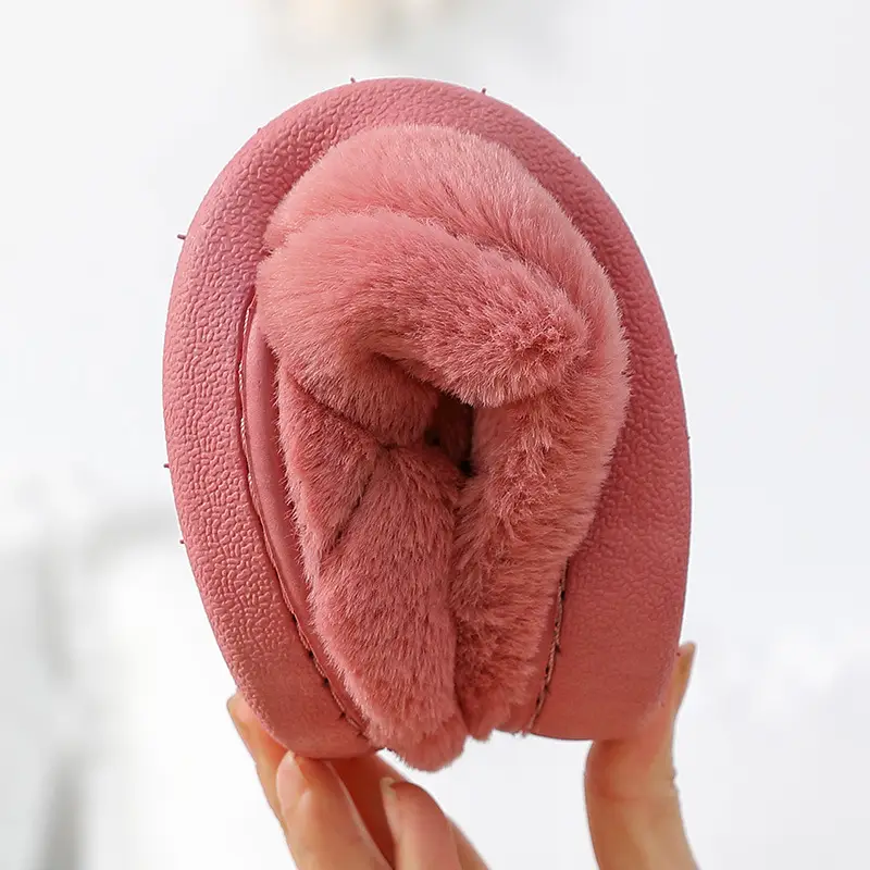 Manufacturer Cotton Slippers Wholesale Winter Women's Home New Warm Confinement Shoes Cotton Slippers Couple Non-Slip Slippers for Men