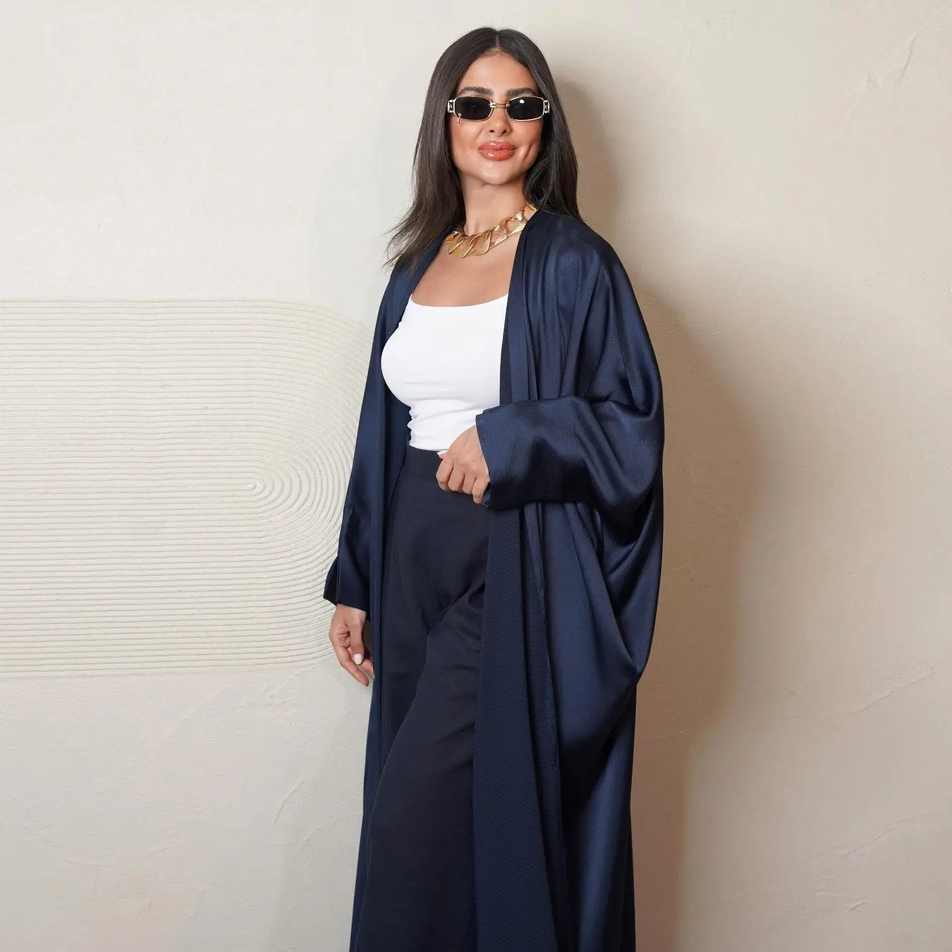 Long Women's Casual Robe Bright Soft Comfortable Minimalist Abaya - Image 4