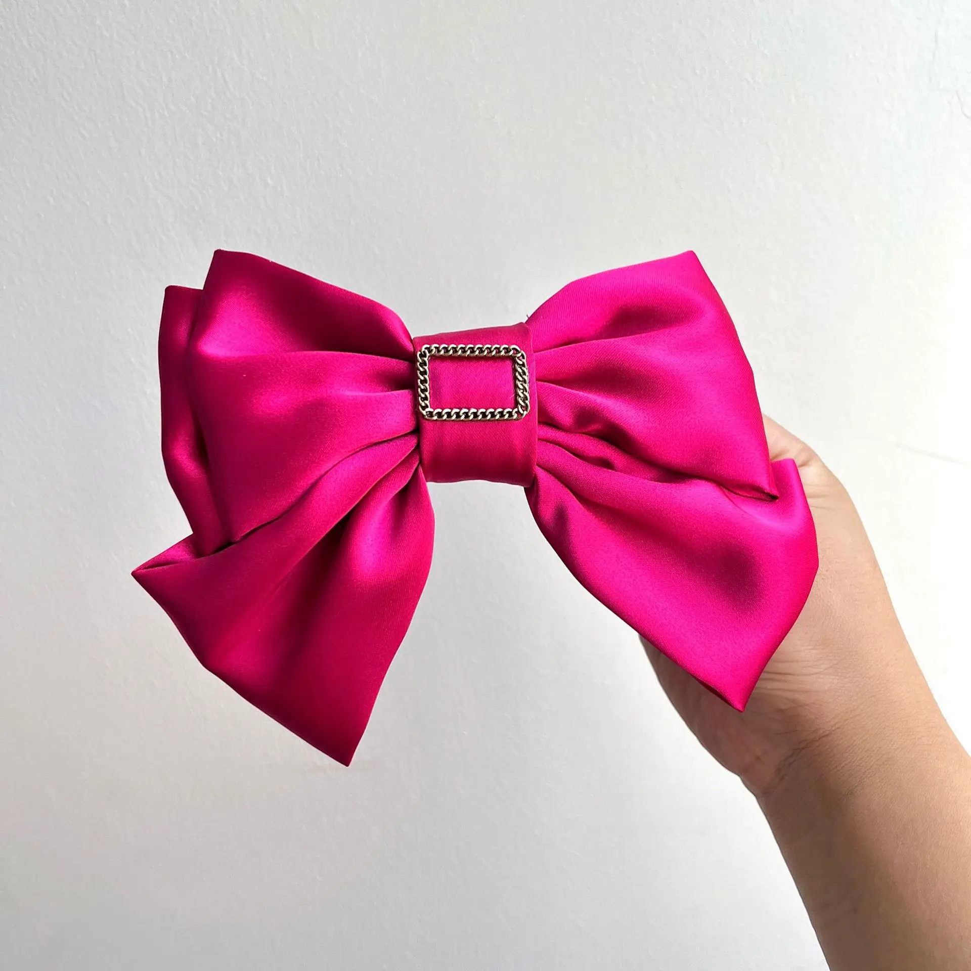 Freud Rose Red Bow Hairpin Clip — feature 15
