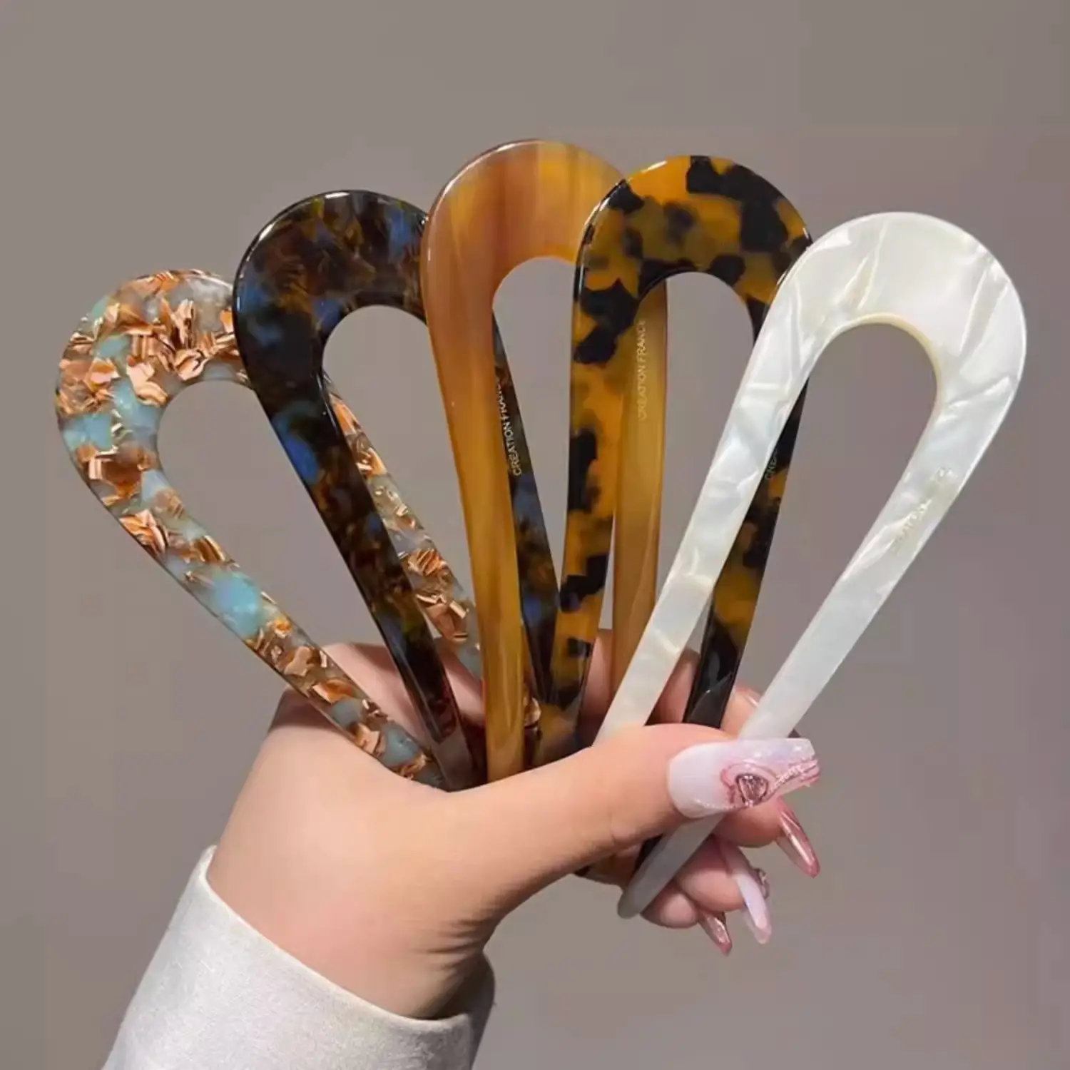 Korean U-Shaped Acrylic Hairpin Clip for Women — feature 5