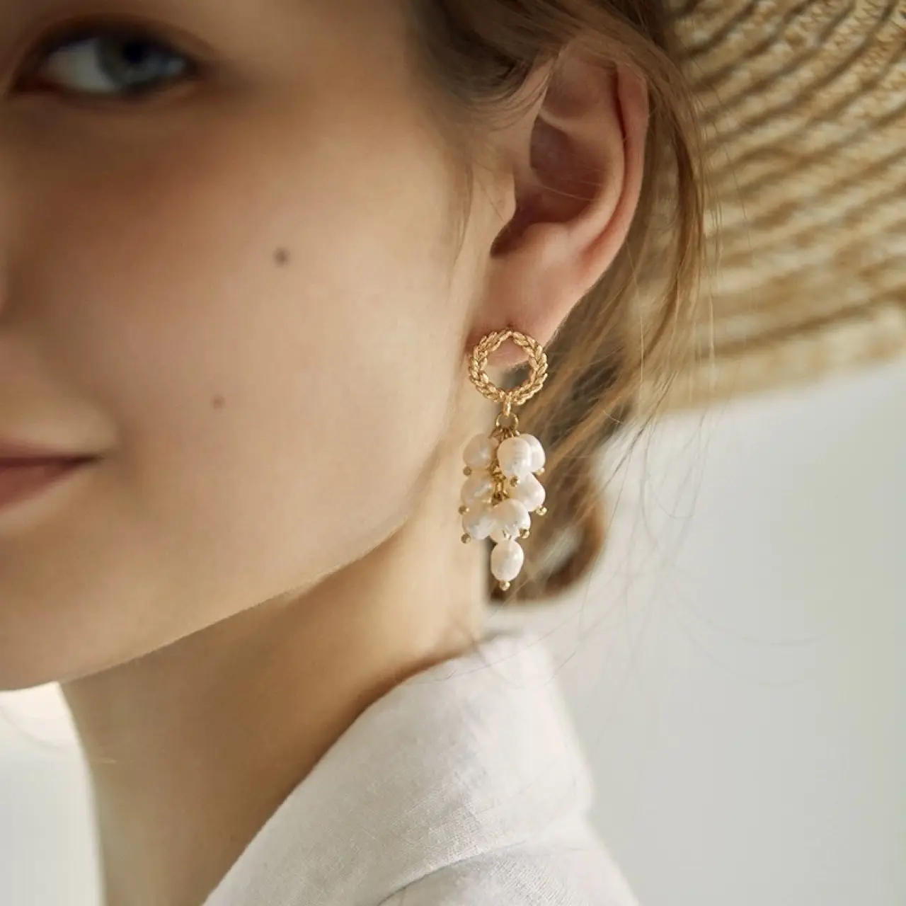 Vintage Pearl Earrings for Women New Fashion - Image 3