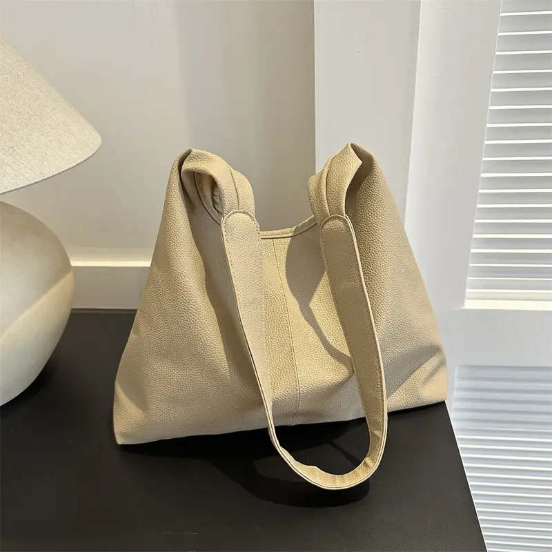 Women's Large Capacity Retro Brown Shoulder Bag 2023 - Image 6