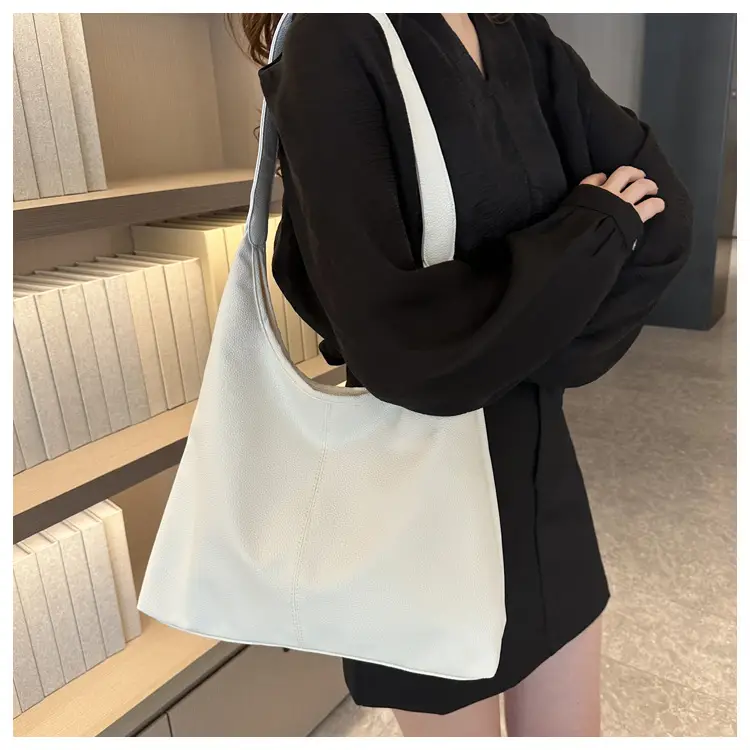 Women's Large Capacity Retro Brown Shoulder Bag 2023 — feature 19