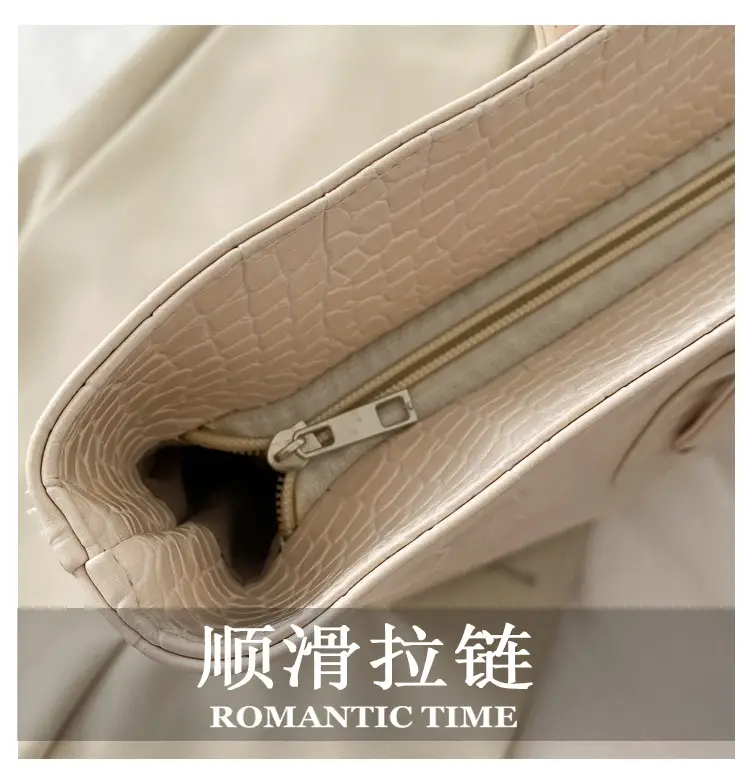 Simple Large Capacity Women's Beige Tote Bag — feature 1
