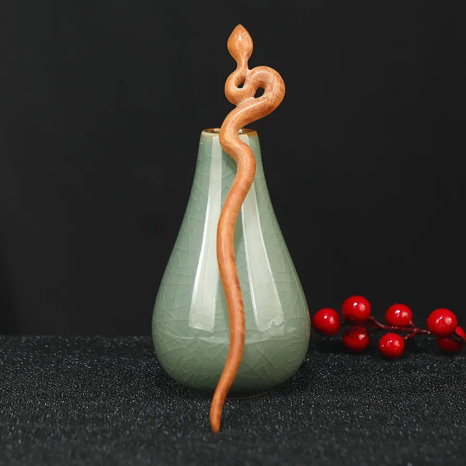 F2023728-red sandalwood