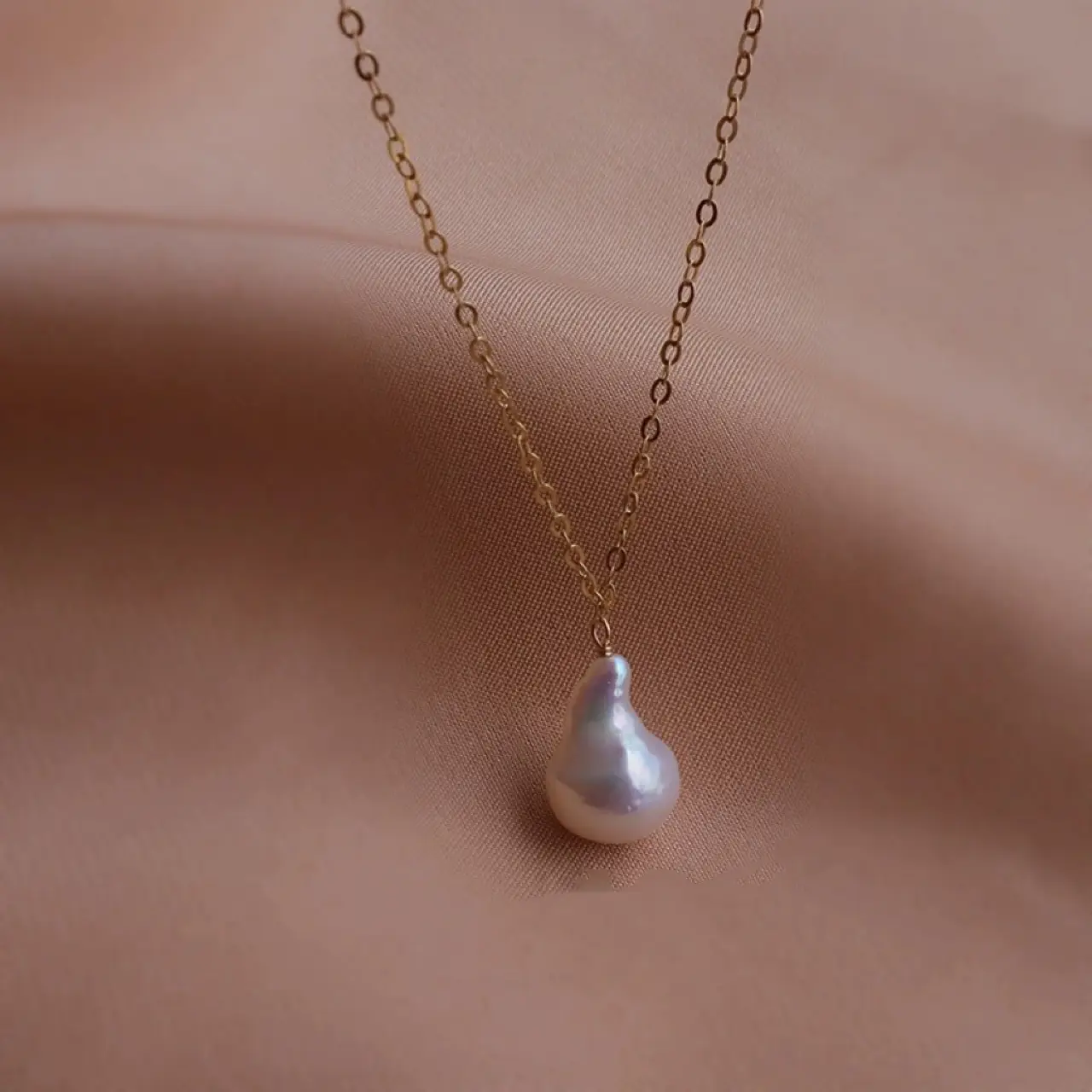 Natural Freshwater Baroque Pearl Necklace Set - Image 3