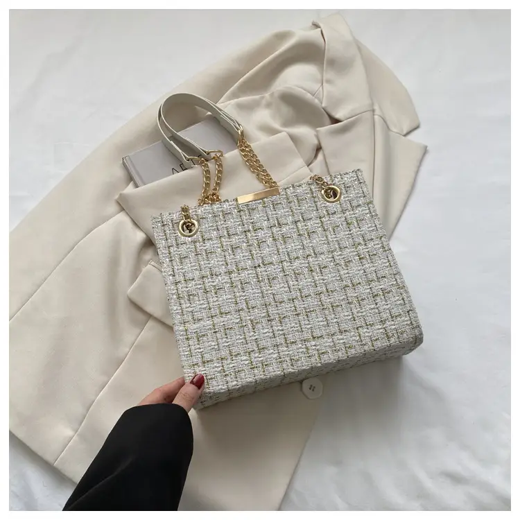 Women's Black Plaid Shoulder Bag with Gold Chain — feature 21