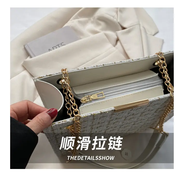 Women's Black Plaid Shoulder Bag with Gold Chain — feature 6