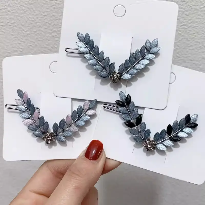 Leaf Hairpin with Silver Leaf Design — feature 4