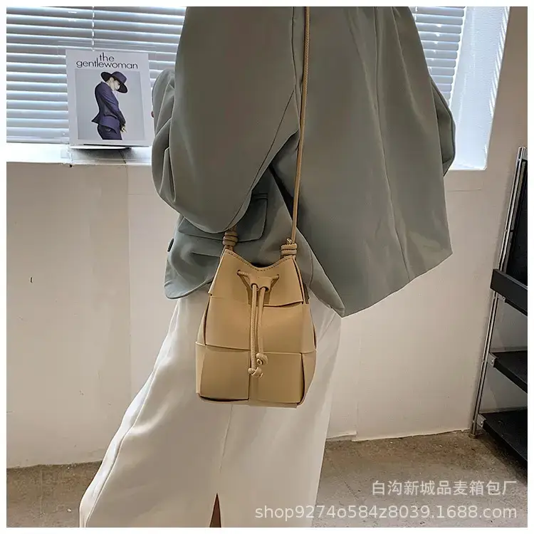 Women's Green Crossbody Bag 2023 New Fashion — feature 21