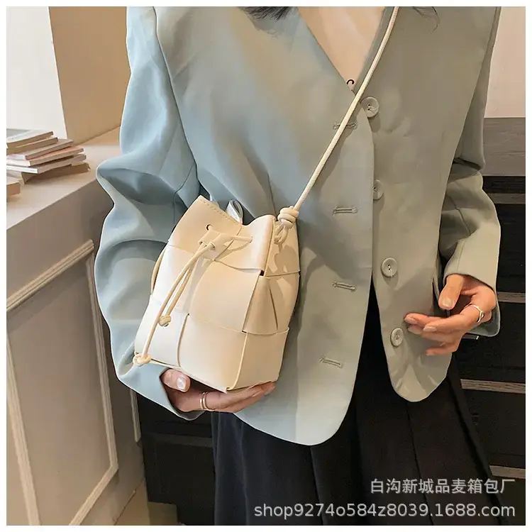 Women's Green Crossbody Bag 2023 New Fashion — feature 23