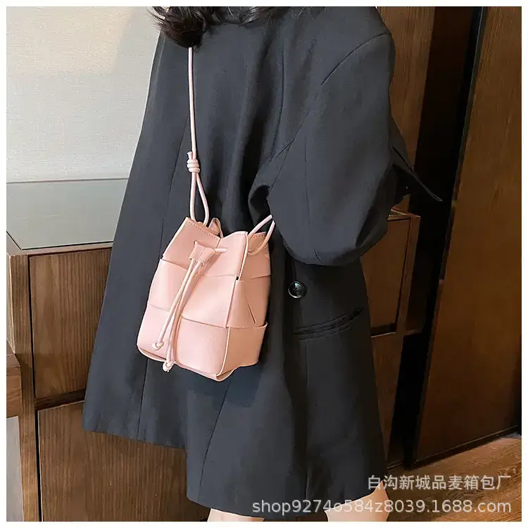 Women's Green Crossbody Bag 2023 New Fashion — feature 27