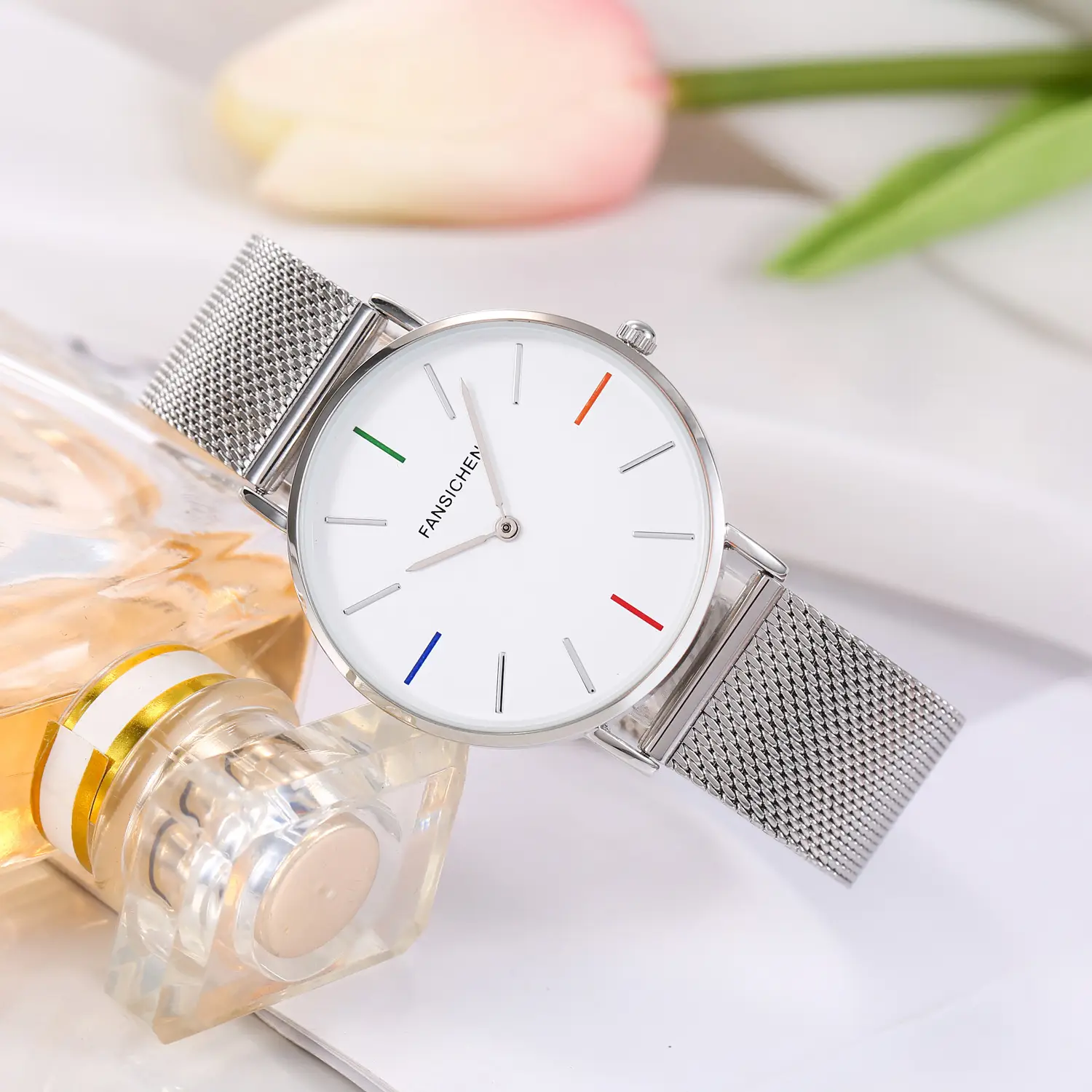 Women's Stainless Steel Quartz Watch Waterproof Luxury — feature 2