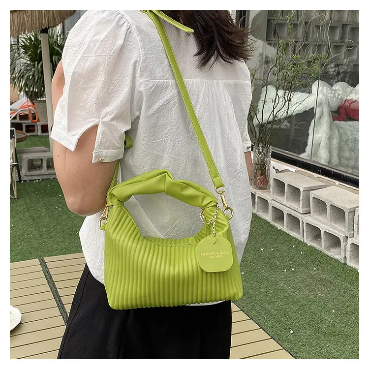 Women's Pleated Striped Shoulder Bag 2023 Summer — feature 13