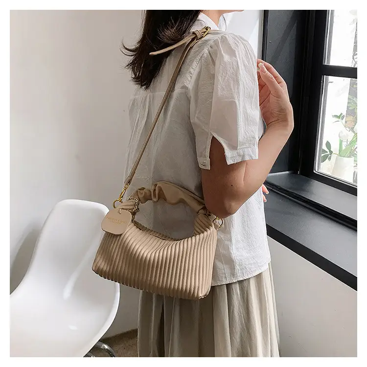 Women's Pleated Striped Shoulder Bag 2023 Summer — feature 15