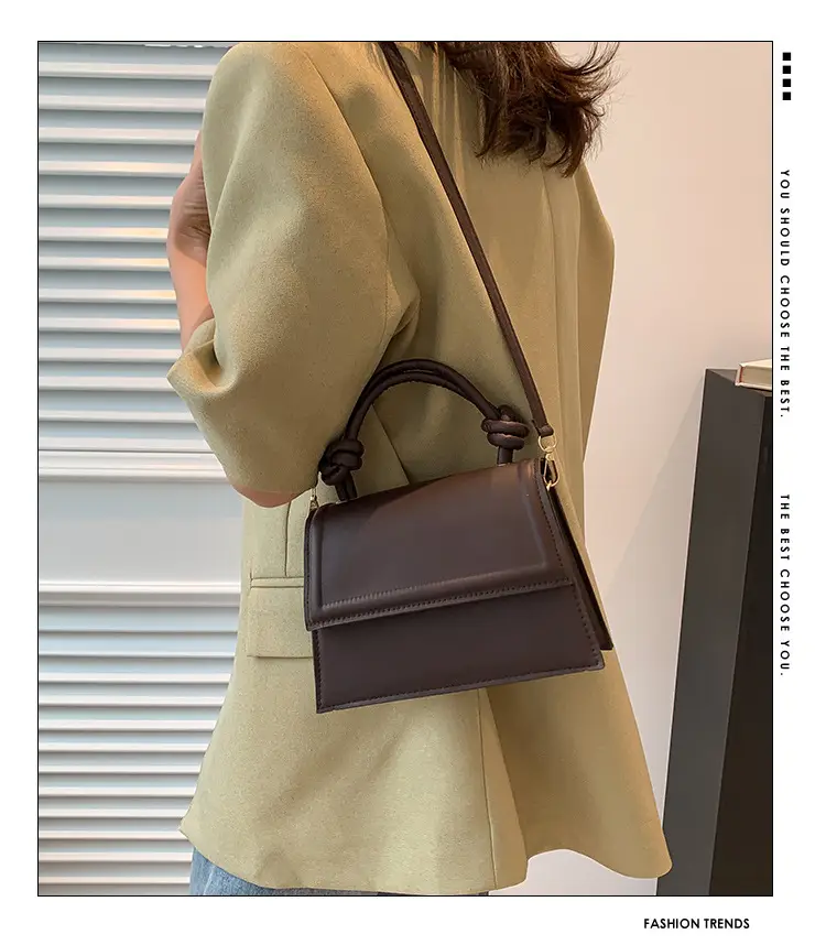 Casual Brown Shoulder Bag 2023 Summer Style — feature 1