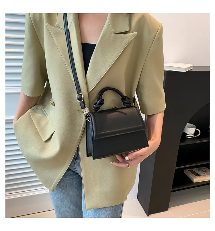 Casual Brown Shoulder Bag 2023 Summer Style — feature 18
