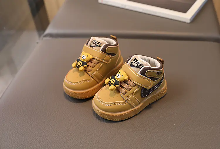 Baby Sneakers Beige Soft Soled Mid-Top Casual — feature 2