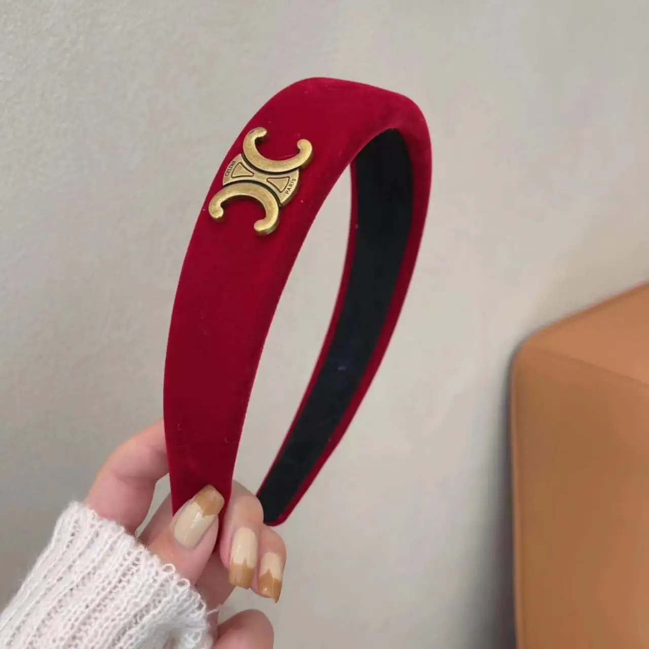 French Velvet Sponge Hair Band Red Wide Bristle — feature 18
