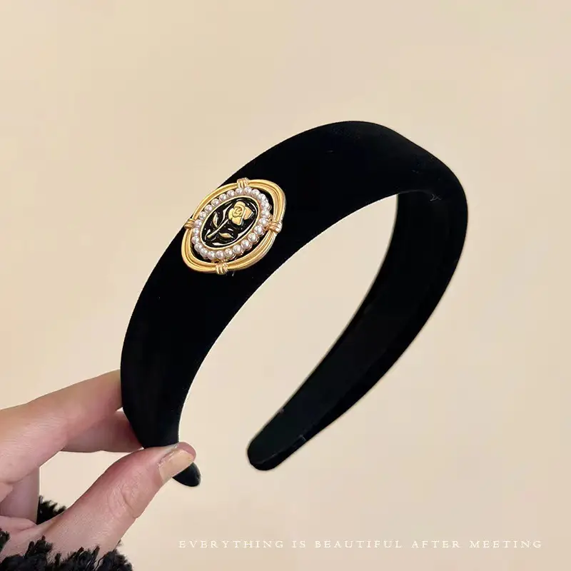 French Velvet Sponge Hair Band Red Wide Bristle — feature 25