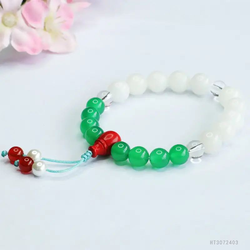 Guan Yu Jade Bracelet with 18 Green & Red Seeds — feature 9