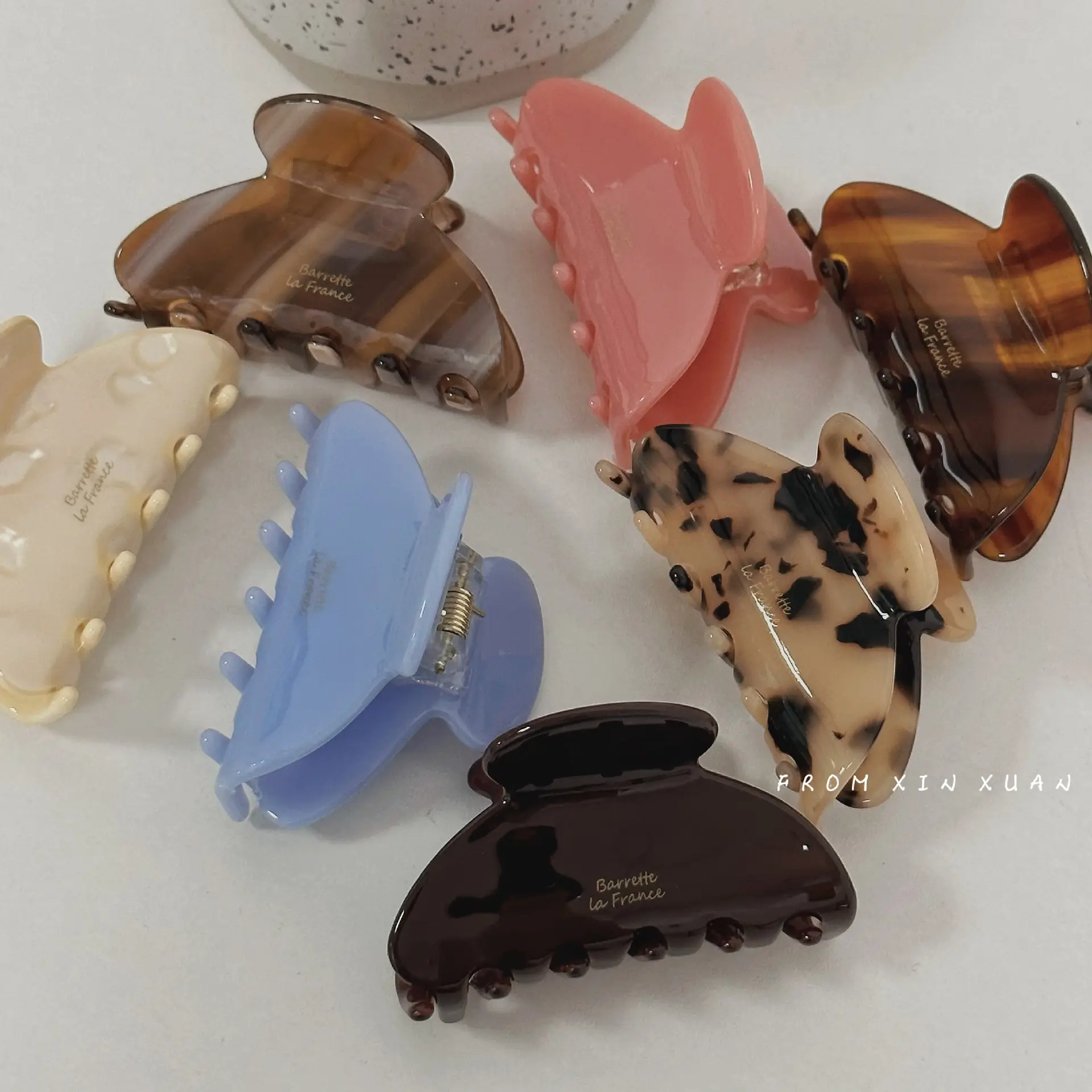 Korean Gold Label Hair Clip Medium Size Summer Versatile Candy Color Half-Tied Shark Clip