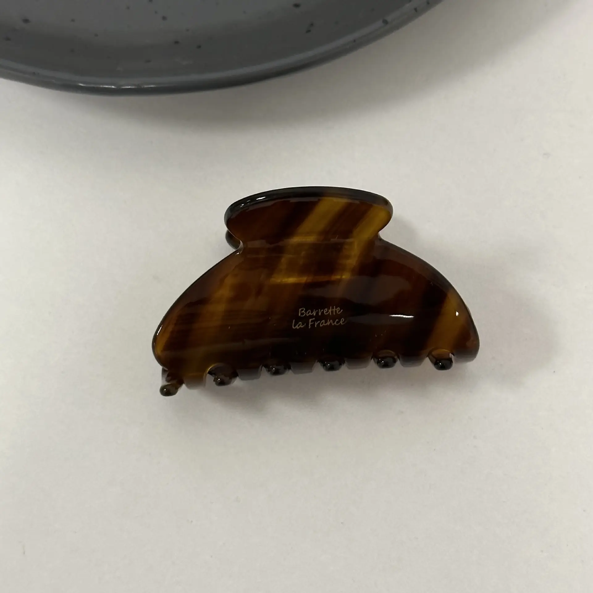 Korean Gold Label Hair Clip Medium Size Summer Versatile Candy Color Half-Tied Shark Clip