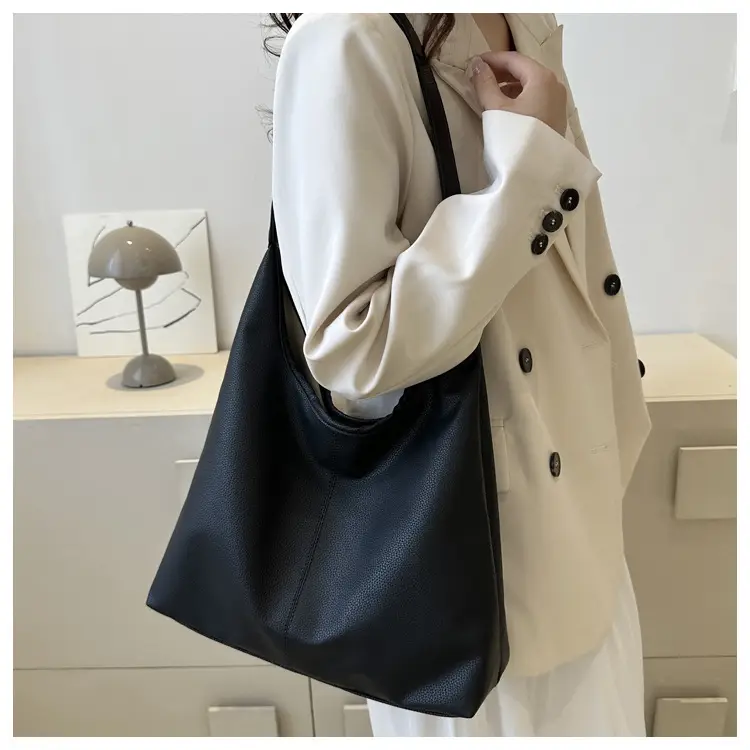 Trendy Underarm Bag for Women Large Capacity Elegant Shoulder — feature 16