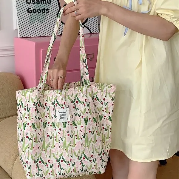 Gentle Tulip Cotton Bag Women Single Shoulder Canvas Bag - Image 5