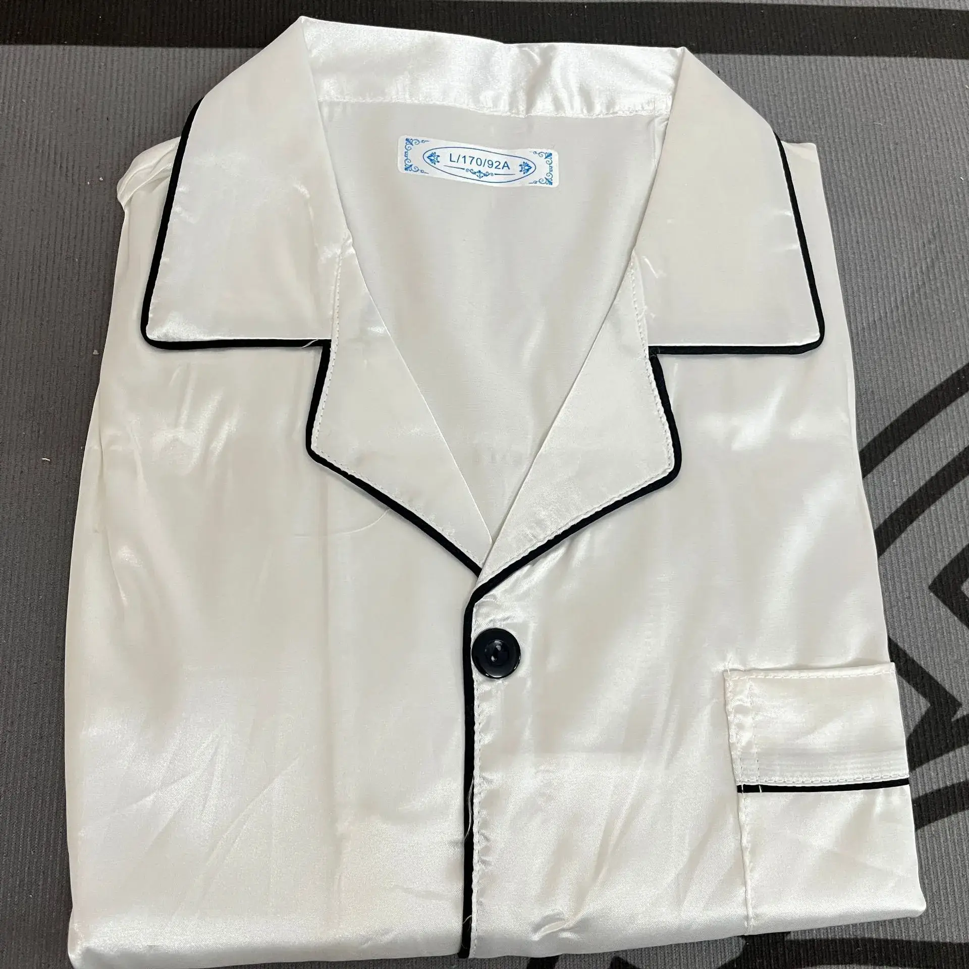 White Short Sleeve Shorts]