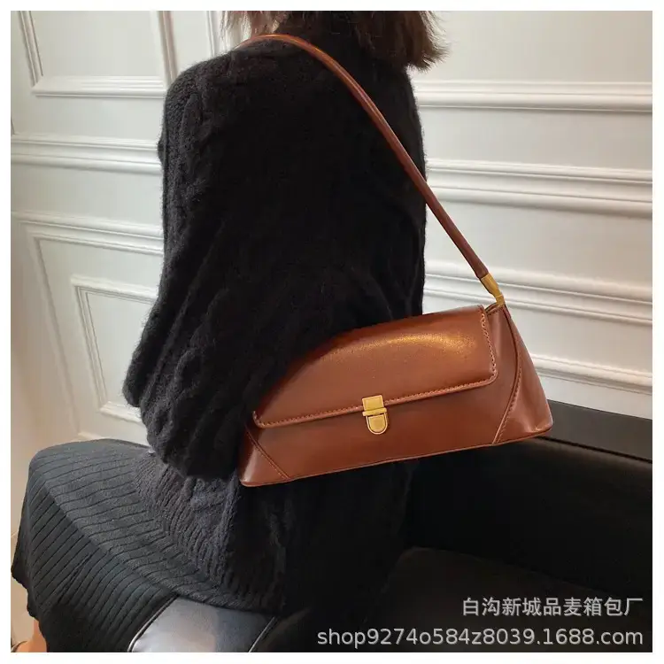 Women's White French Niche Shoulder Bag 2023 — feature 12