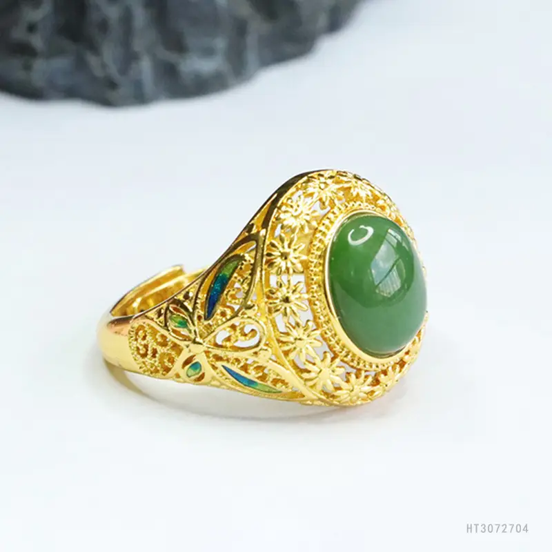 Guan Yu Jade Ring Green Emerald Vintage Gold — feature 8