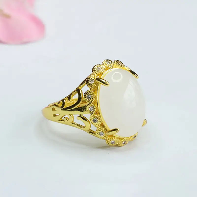 Guan Yu White Jade Ring with Gold Plating - Image 3