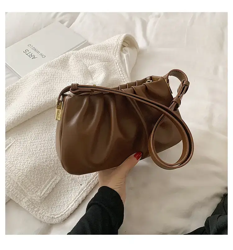 Black Retro Folded Shoulder Bag for Women — feature 14