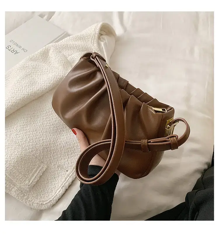 Black Retro Folded Shoulder Bag for Women — feature 15