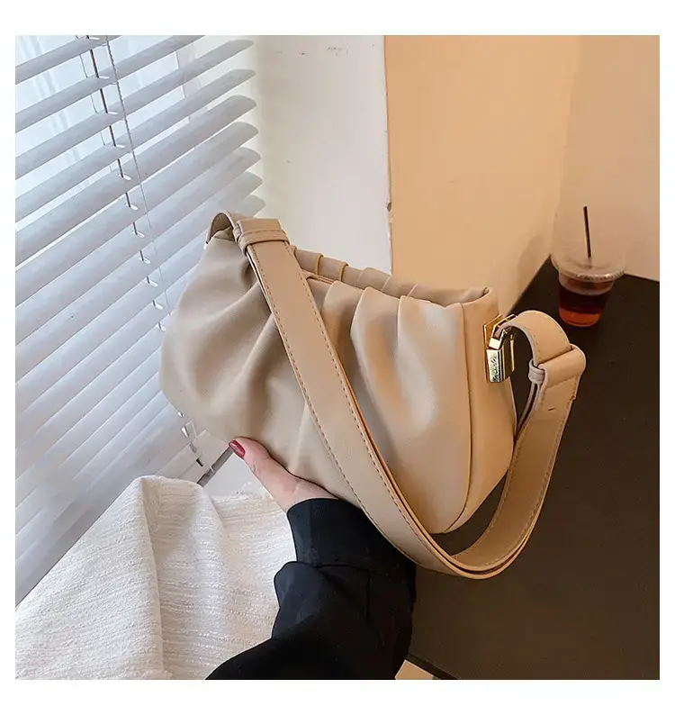 Black Retro Folded Shoulder Bag for Women — feature 20