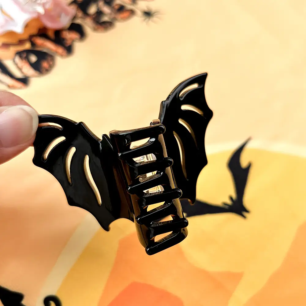 Christmas Bat Hairpin Clip for Kids & Teens - Image 11