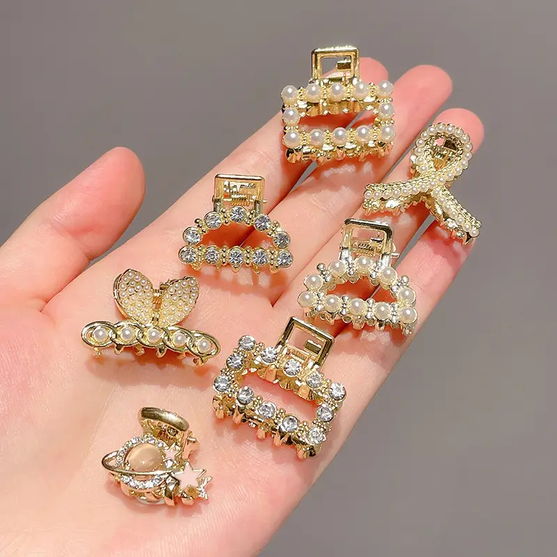 Elegant Pearl Hairpin for Women with Clip Design - Image 12