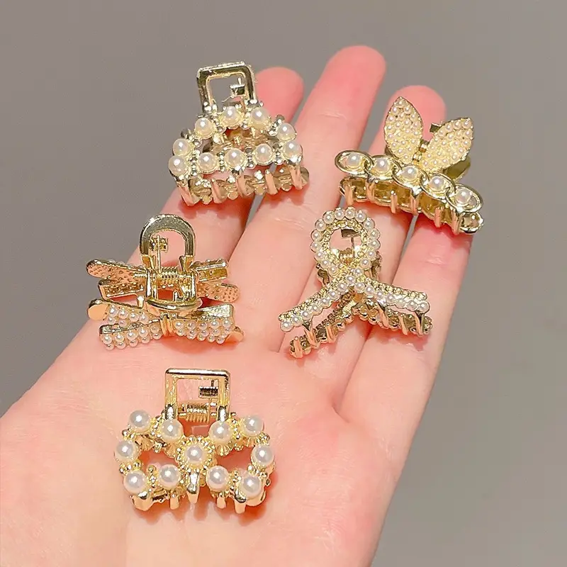 Elegant Pearl Hairpin for Women with Clip Design - Image 14