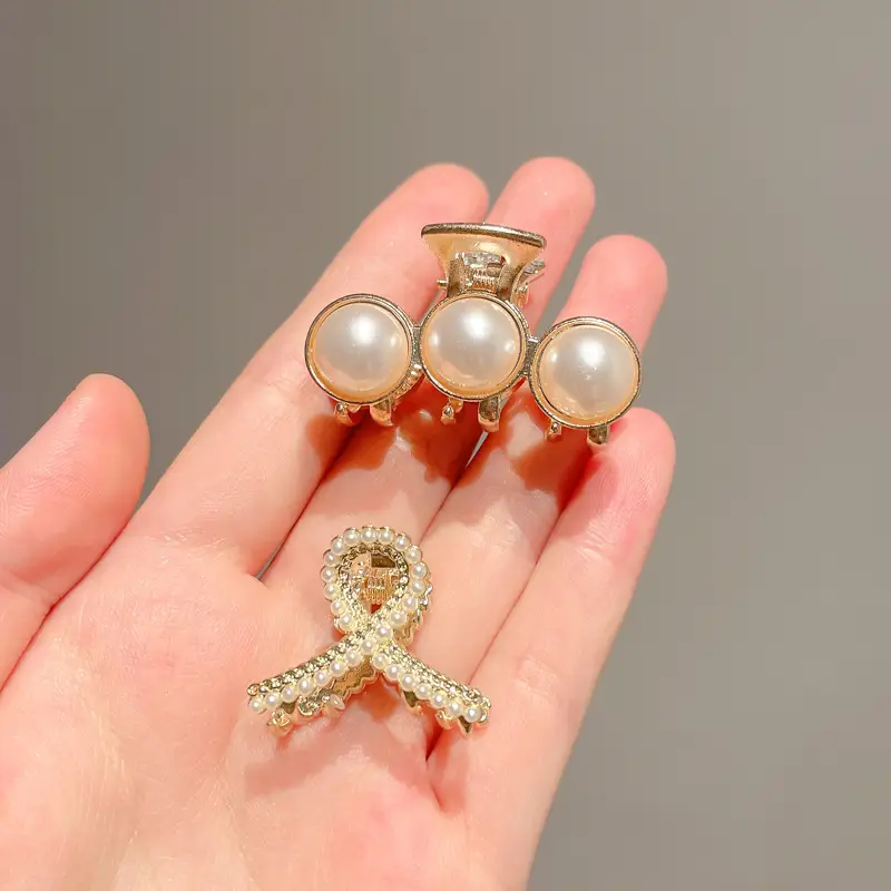 Elegant Pearl Hairpin for Women with Clip Design - Image 4