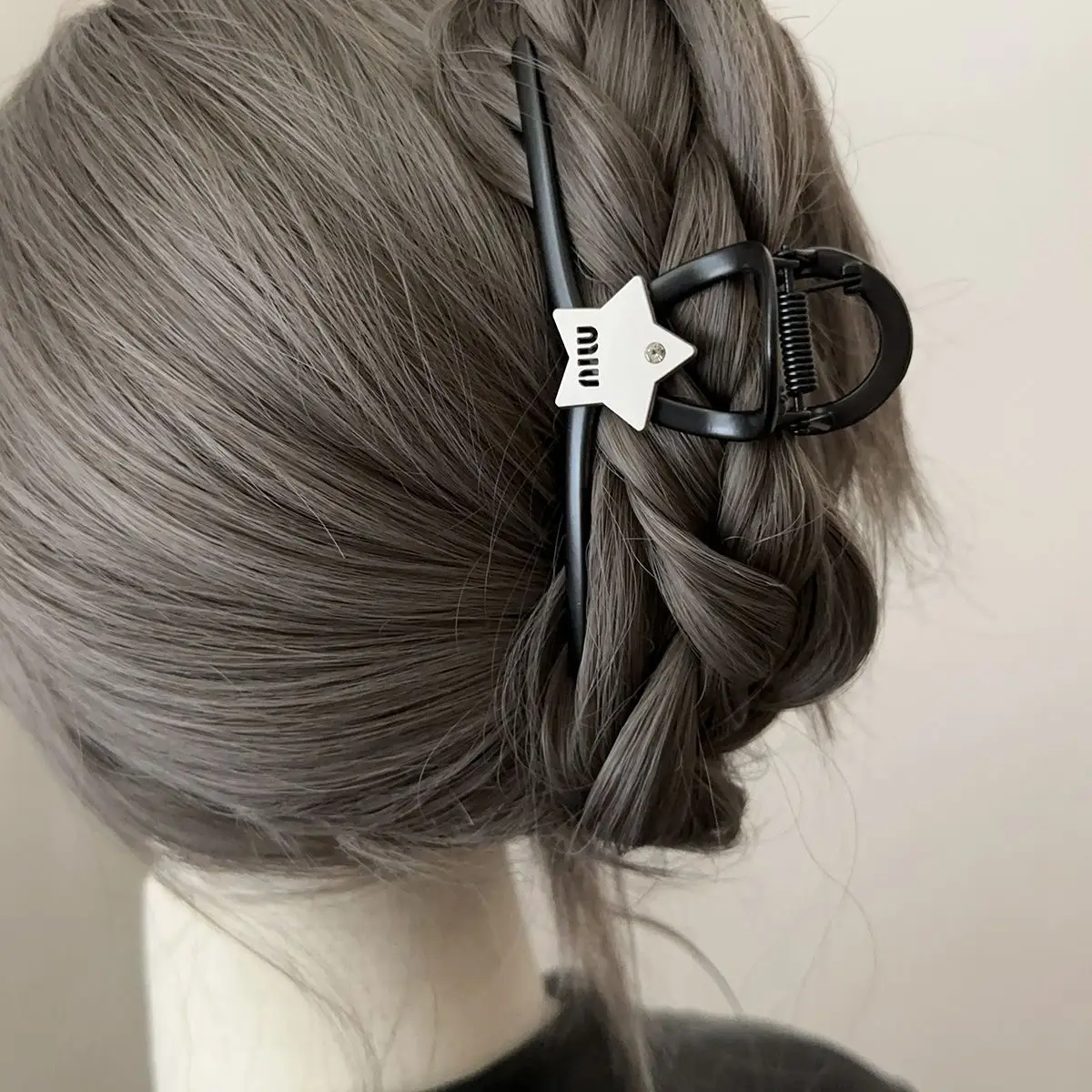 2023 Shark Clip Korean Butterfly Double C Gripper High-End Style
