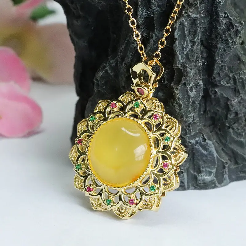 Golden Sunflower Pendant Necklace with Natural Amber Center - Image 4